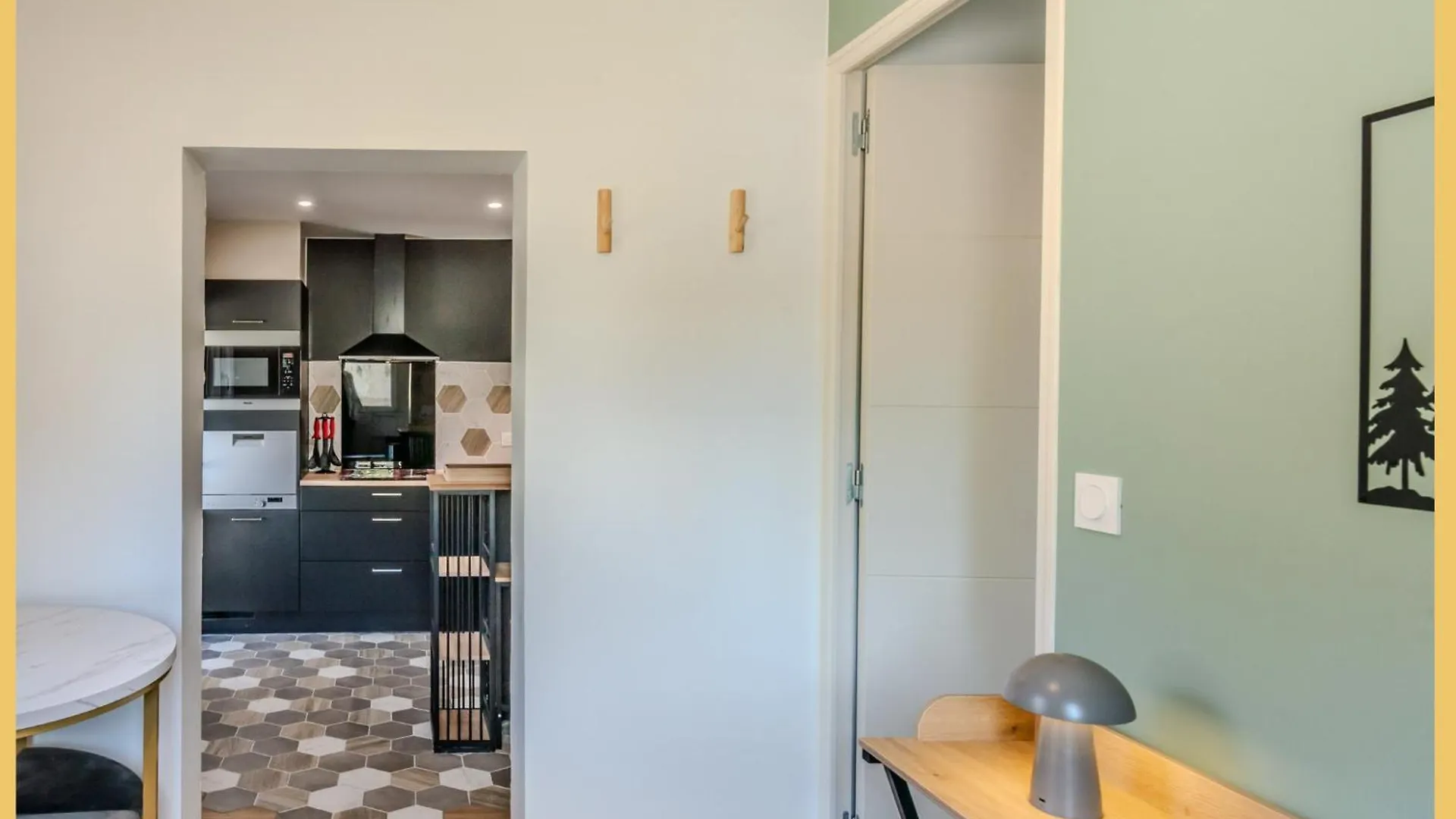 La Petite Maison De La Plage I Экссаневекс Дом отдыха
